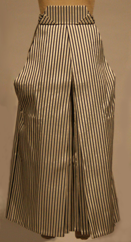 NOT CONVENTIONAL tuck pleats hakama pant Hakama – Japanese